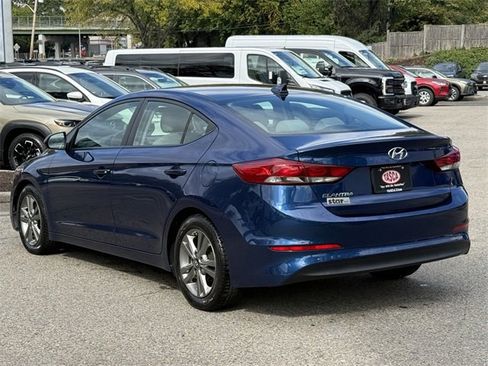 Used 2017 Hyundai Elantra SE w/ SE A/T Tech Package 03 image 8