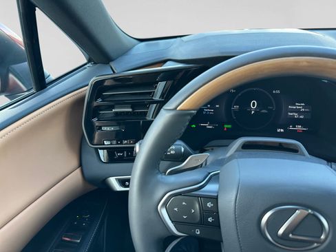 Used 2025 Lexus RX 350 w/ Convenience Package AWD/4WD image 44