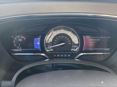 Used 2015 Lincoln Navigator 2WD w/ Equipment Group 101A Reserve image 24