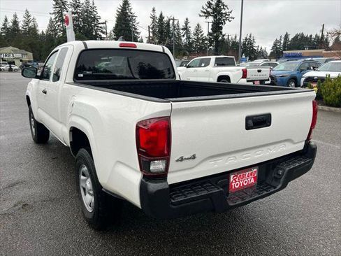 Certified 2021 Toyota Tacoma SR AWD/4WD image 9