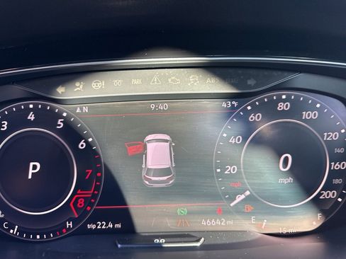 Used 2019 Volkswagen Golf R DCC & Navigation 4Motion image 13