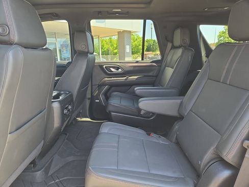 Used 2024 Chevrolet Tahoe RST w/ Luxury Package RWD image 16