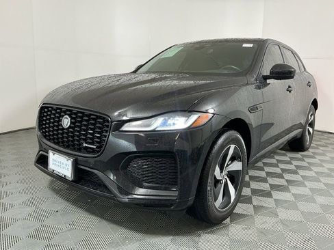 Used 2025 Jaguar F-PACE R-Dynamic S AWD/4WD image 2