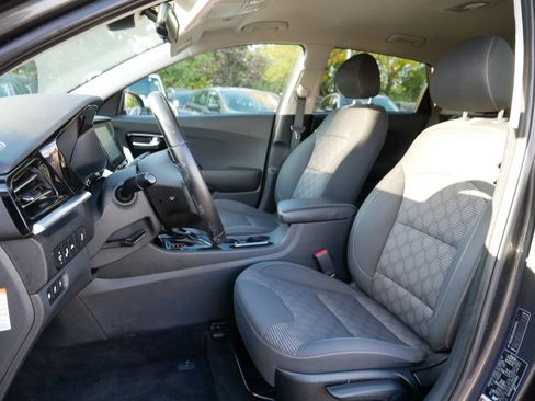 Certified 2022 Kia Niro LXS image 34