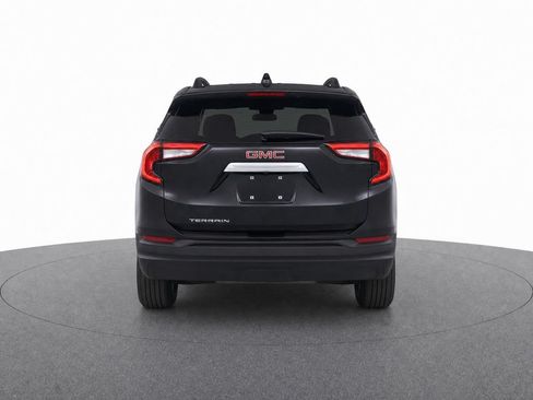 Used 2024 GMC Terrain SLE w/ Driver Convenience Package FWD image 8
