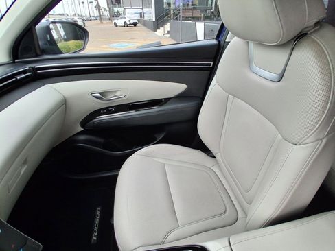 Used 2023 Hyundai Tucson Limited image 15