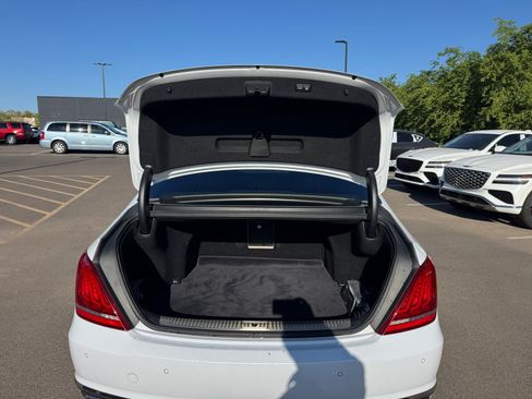 Used 2019 Genesis G90 3.3T Premium RWD image 34