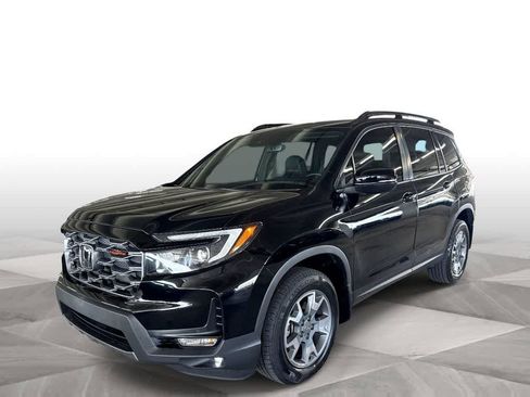 Used 2023 Honda Passport TrailSport image 1