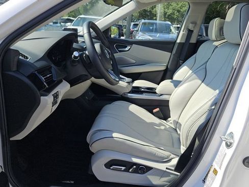 Used 2025 Acura RDX SH-AWD w/ Advance Package image 3