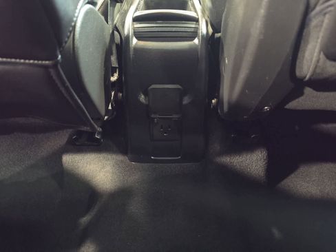 Used 2015 Buick Encore Convenience FWD image 27