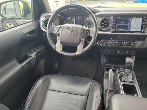 Used 2022 Toyota Tacoma TRD Pro image 11