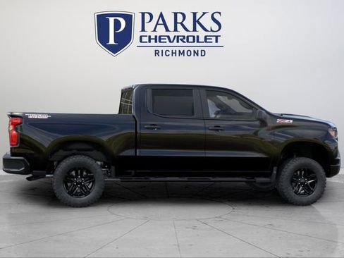 New 2026 Chevrolet Silverado 1500 Custom Trail Boss w/ LPO, Dark Essentials Package image 5