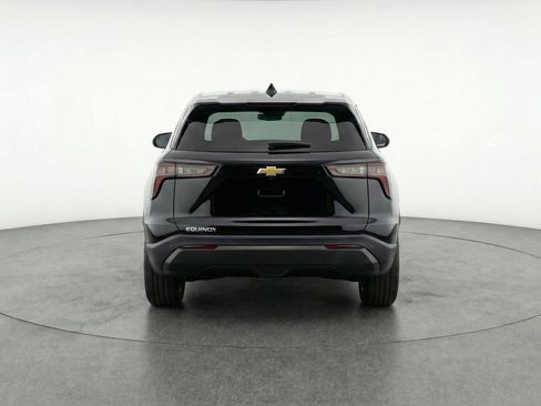 Used 2025 Chevrolet Equinox LT FWD image 7