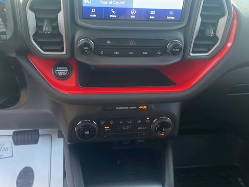 Used 2024 Ford Bronco Sport Free Wheeling w/ Convenience Package AWD/4WD image 18