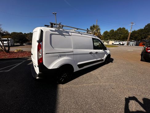 Used 2019 Ford Transit Connect XL image 49