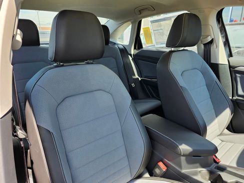 New 2026 Volkswagen Jetta SE FWD image 13