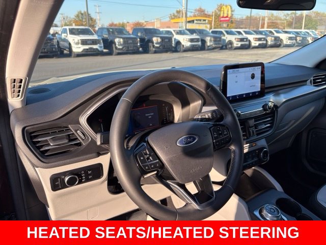Certified 2023 Ford Escape Active AWD/4WD image 2