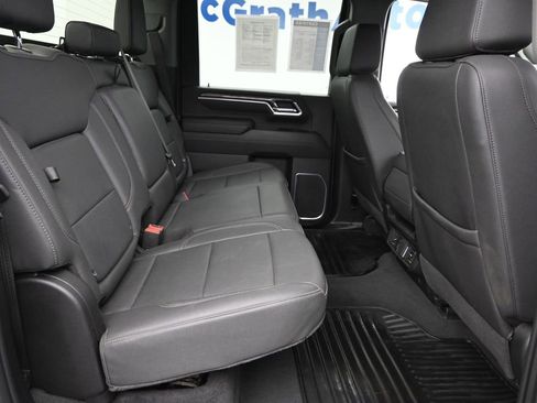 Certified 2025 Chevrolet Silverado 2500 LTZ image 9