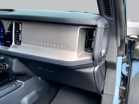Certified 2025 Ford Bronco Outer Banks AWD/4WD image 19