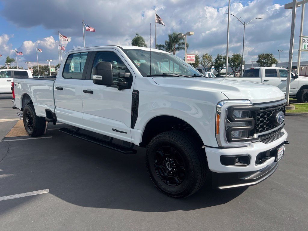 Used 2023 Ford F350 XL w/ STX Appearance Package AWD/4WD image 8