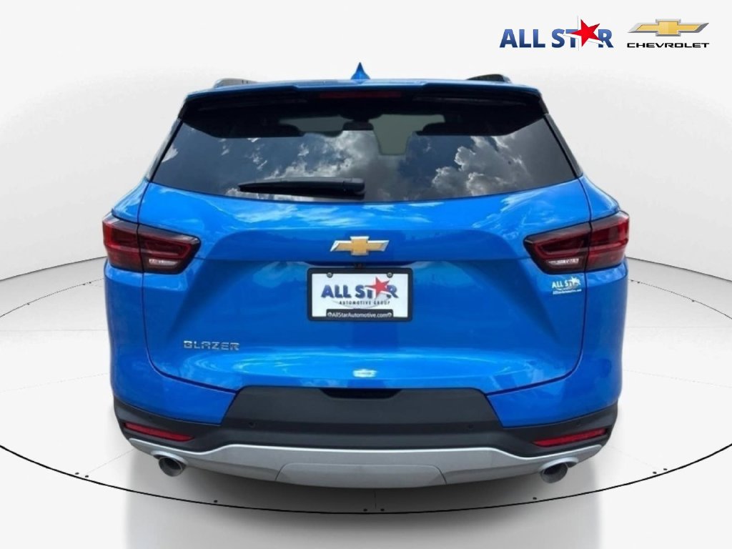 New 2026 Chevrolet Blazer LT w/ Convenience Package FWD image 7