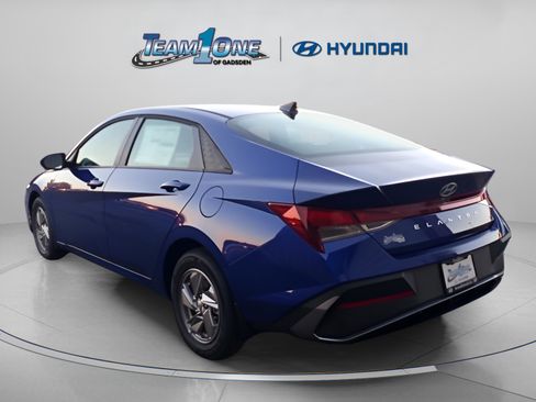 New 2026 Hyundai Elantra SE image 6