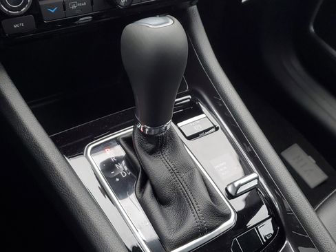 New 2026 Jeep Compass Latitude image 30