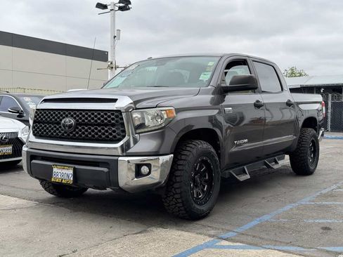 Used 2018 Toyota Tundra SR5 w/ SR5 Upgrade Package RWD image 4