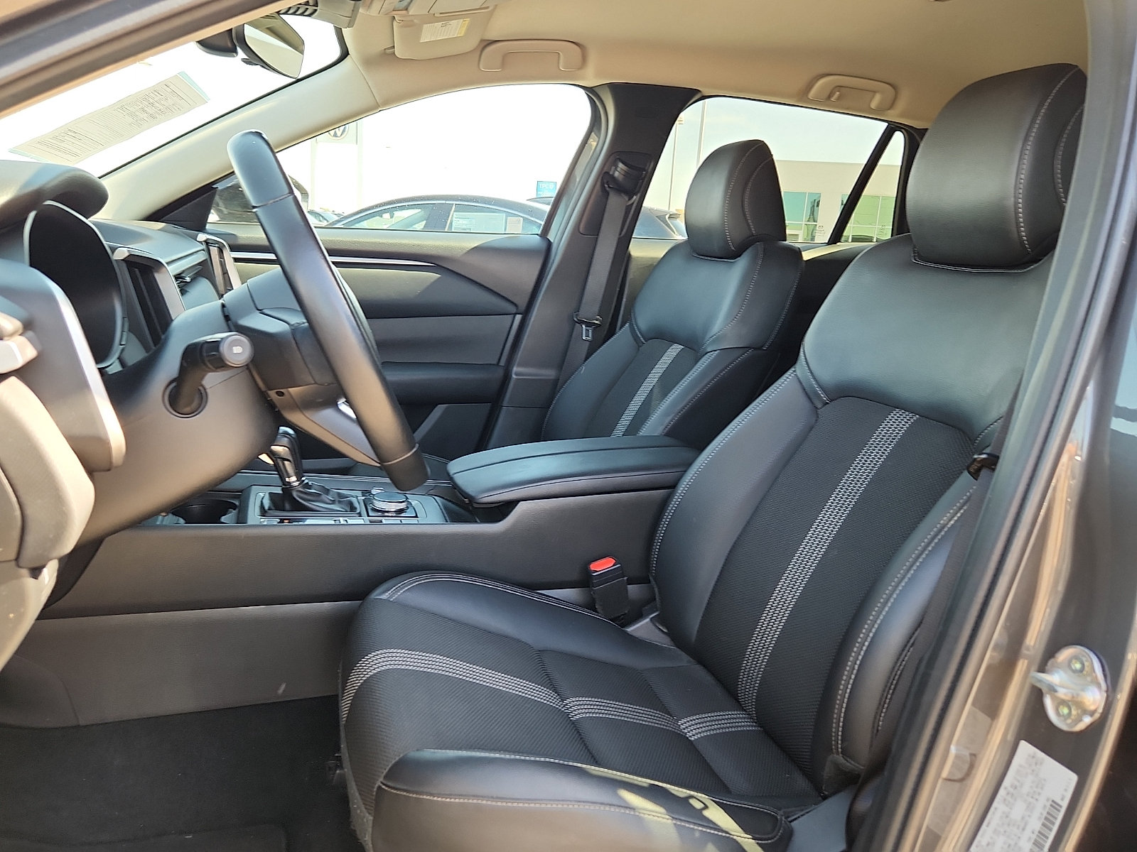Used 2025 MAZDA CX-50 AWD 2.5 S w/ Preferred Package image 12