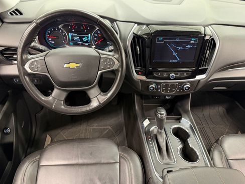 Used 2018 Chevrolet Traverse LT FWD image 32