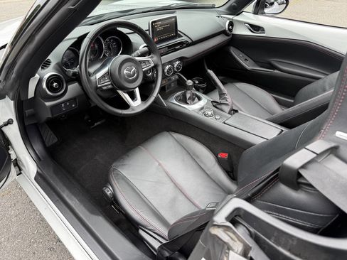 Used 2016 MAZDA MX-5 Miata Grand Touring RWD image 13