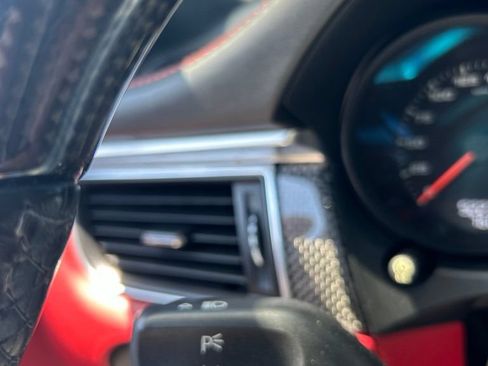 Used 2017 Porsche Macan GTS AWD/4WD image 30