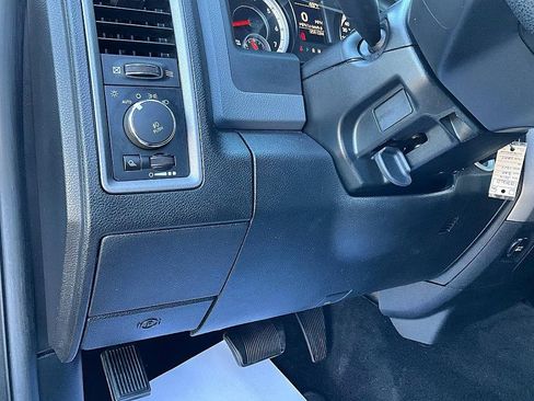 Used 2014 RAM 1500 Express image 16