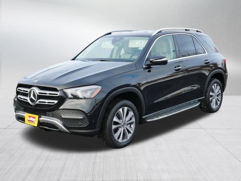Used 2022 Mercedes-Benz GLE 350 4MATIC image 3