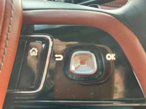 Used 2025 Lincoln Aviator Reserve w/ Equipment Group 201A AWD/4WD image 18