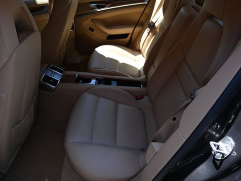 Used 2011 Porsche Panamera S RWD image 64