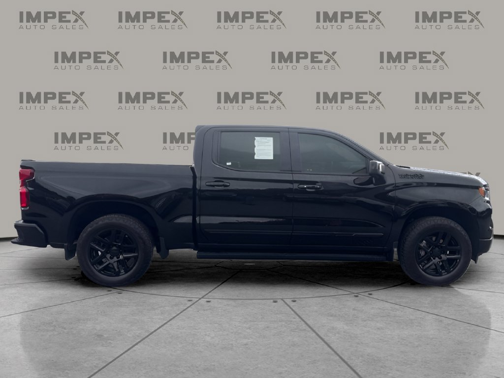 Used 2024 Chevrolet Silverado 1500 High Country w/ Midnight Edition AWD/4WD image 6
