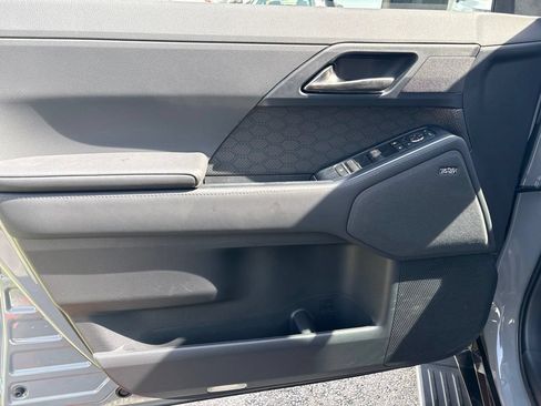 Certified 2025 Lexus GX 550 AWD/4WD image 12