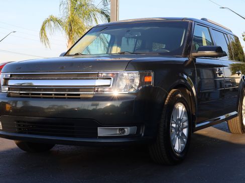 Used 2015 Ford Flex SEL w/ Equipment Group 202A image 2