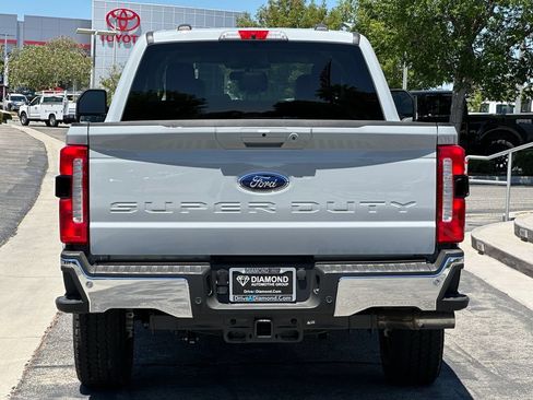 New 2026 Ford F250 Lariat w/ FX4 Off-Road Package AWD/4WD image 6