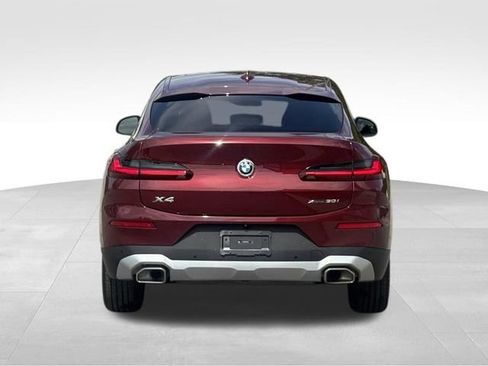 Certified 2025 BMW X4 xDrive30i AWD/4WD image 8