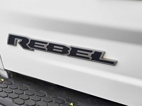 Used 2016 RAM 1500 Rebel w/ Luxury Group AWD/4WD image 4