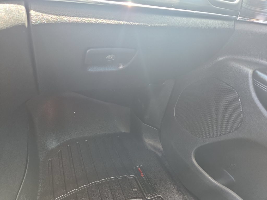 Certified 2019 Jeep Grand Cherokee Limited AWD/4WD image 10