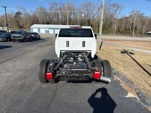 New 2026 GMC Sierra 3500 Pro w/ Convenience Package image 5
