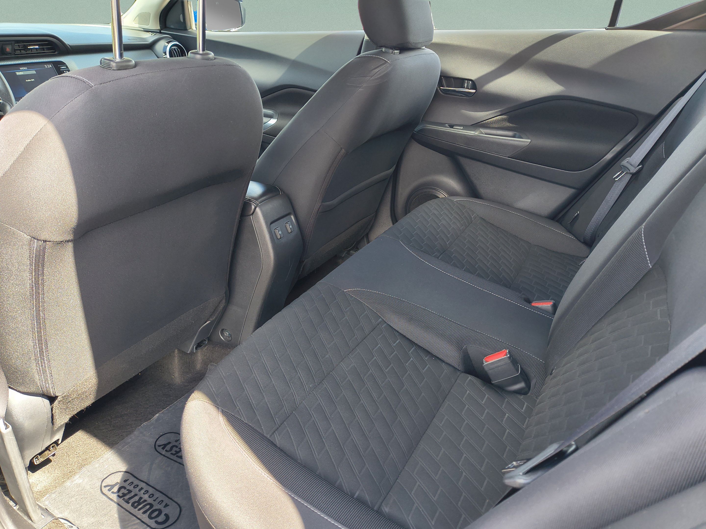 Used 2022 Nissan Kicks SV FWD image 19