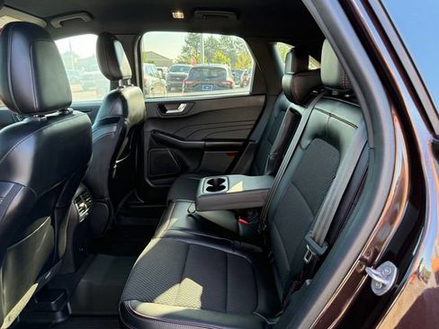 Used 2023 Ford Escape ST-Line w/ Tech Pack #1 AWD/4WD image 9