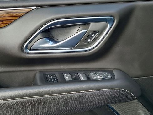 Certified 2023 Chevrolet Tahoe Premier w/ Premium Package image 16