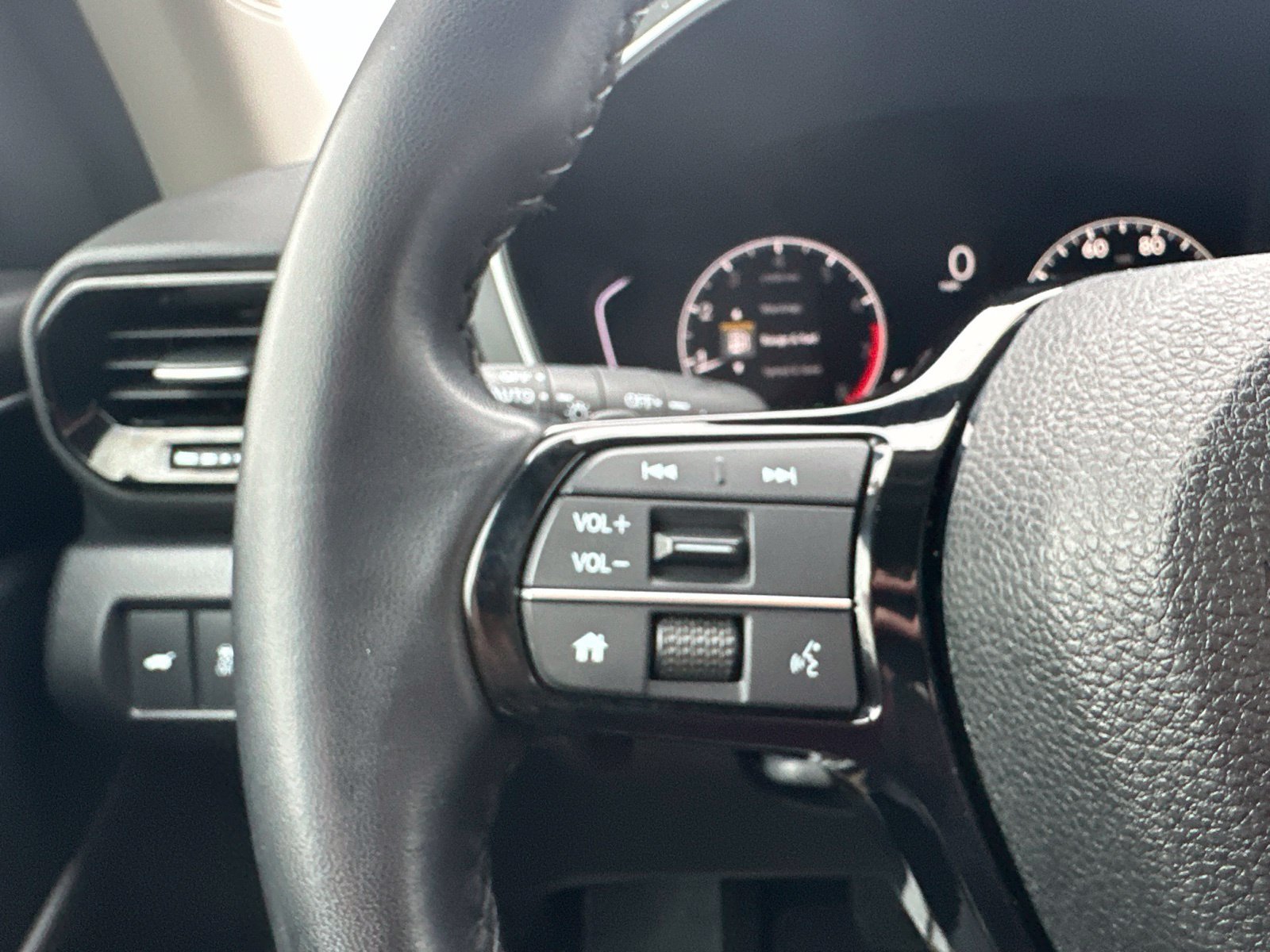 Used 2024 Honda Pilot EX-L image 50