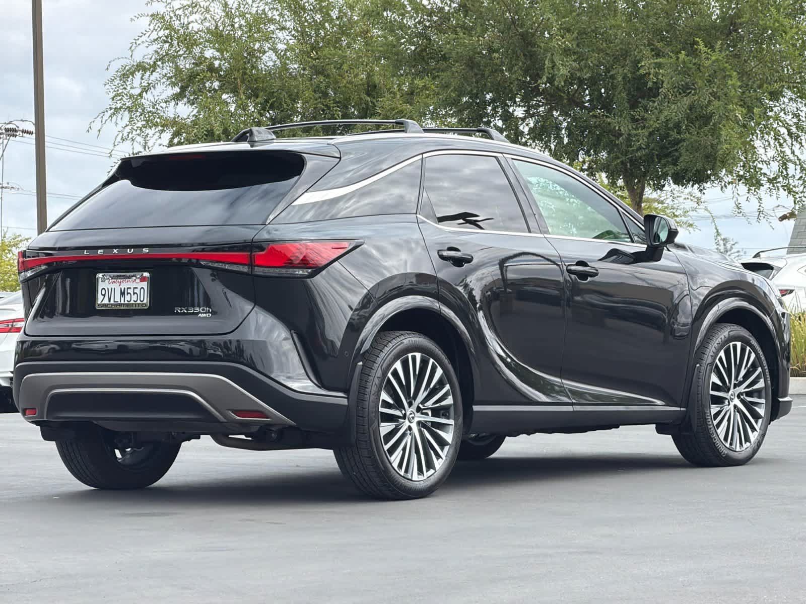 Certified 2025 Lexus RX 350 w/ Convenience Package AWD/4WD image 2