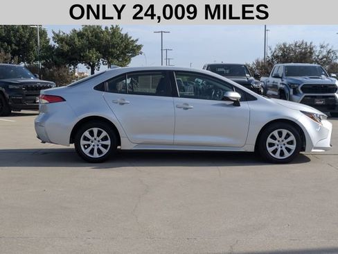 Used 2024 Toyota Corolla LE FWD image 4